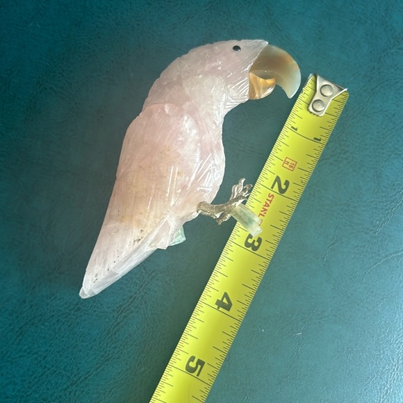 Hand Carved Rose Quartz VTG Parrot - Picture 12 of 16